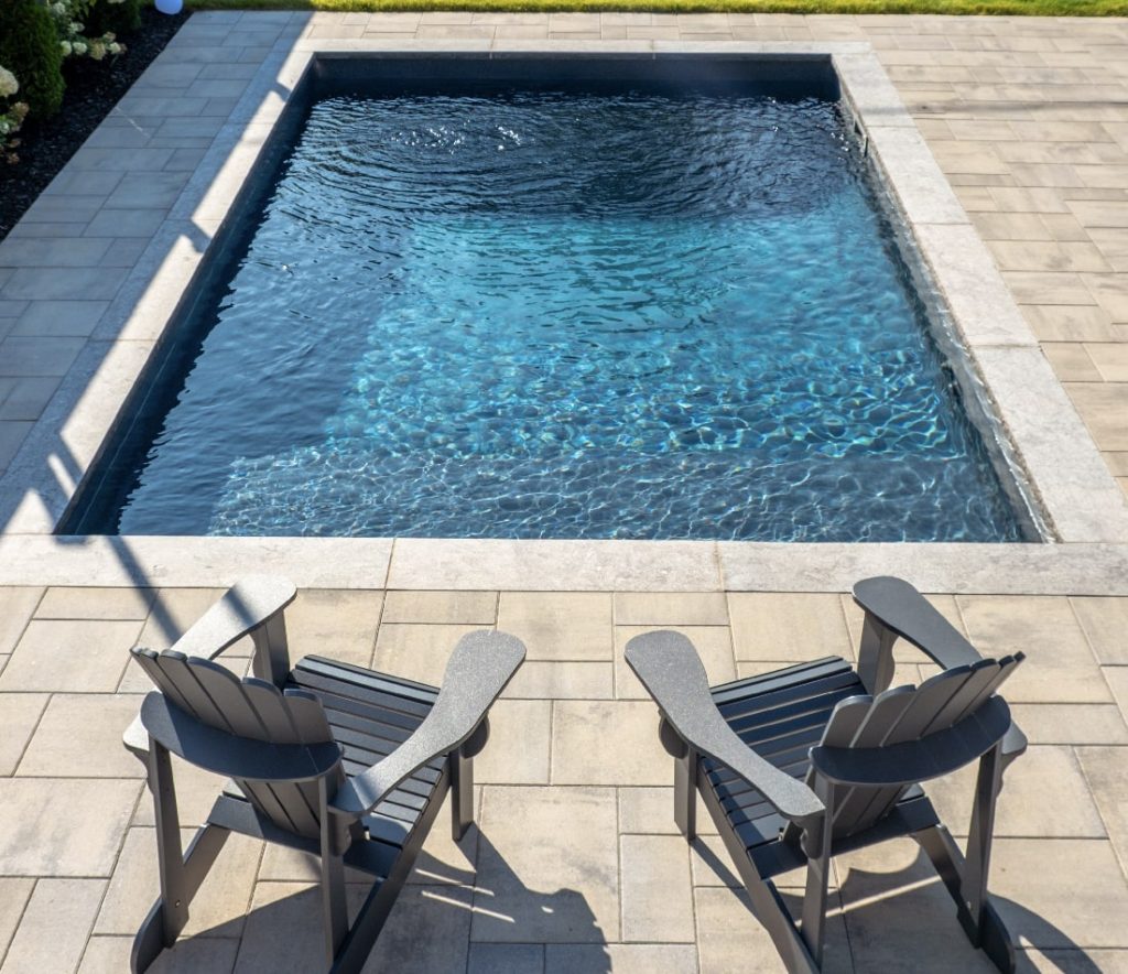 Beautiful Garden, Landscaping and Pool in Hamilton, Ontario. Build by Boulder Design.