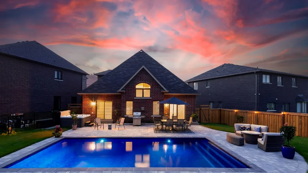 Backyard inground swimming pool built by Boulder Design
